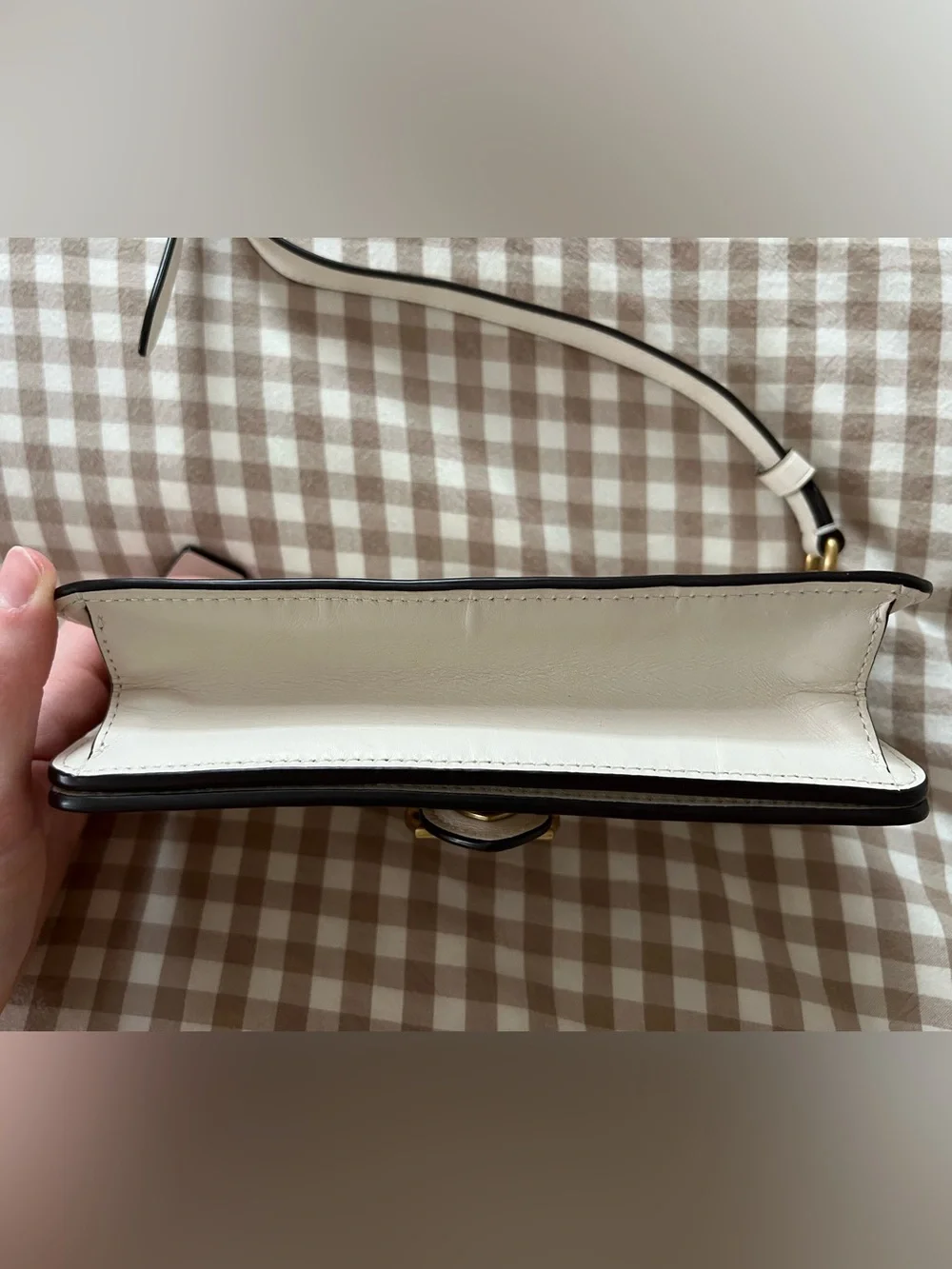 *Barely Used* Coach Beat Crossbody Bag in Chalk, Gold Chain, Dust Bag Included!